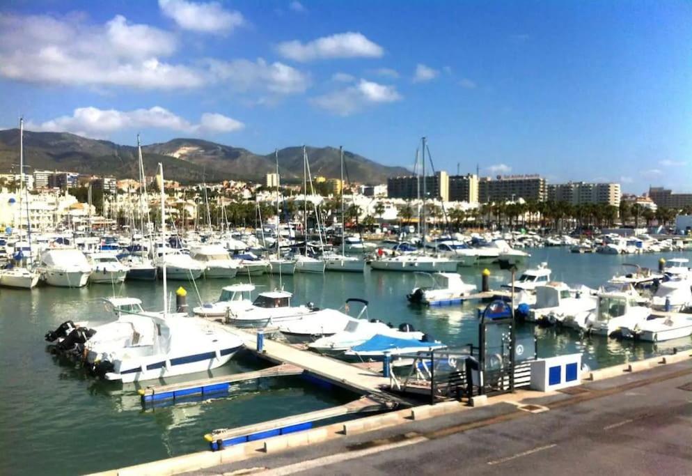 Luxurious 1 Bed With 5 Pools & Gardens. Apartamento *