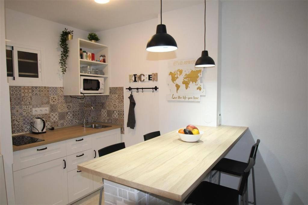 Luxurious 1 Bed With 5 Pools & Gardens. Apartamento