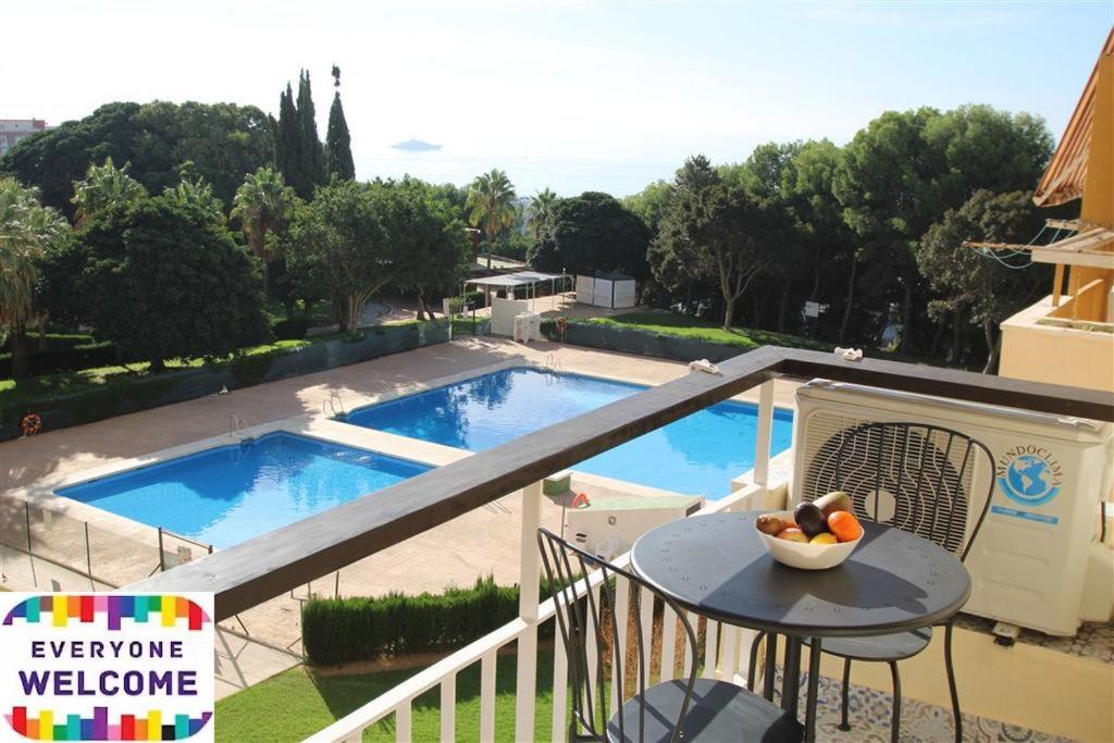 Luxurious 1 Bed With 5 Pools & Gardens. Apartamento